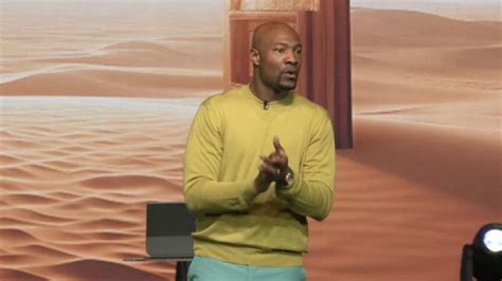 Discover The Secrets To His Financial Success