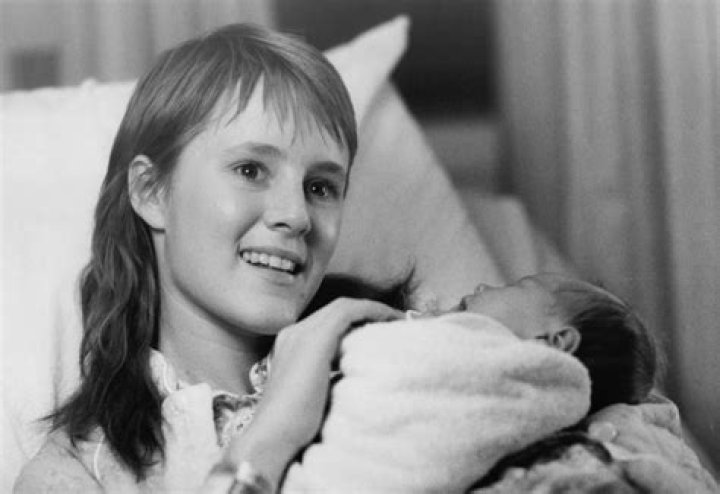 Mary Stuart Masterson Family Photos: A Deep Dive into the Life of a Talented Actress