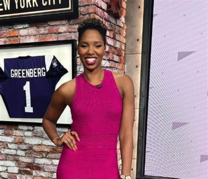 Monica McNutt Salary: Understanding the Earnings of a Rising Sports Commentator