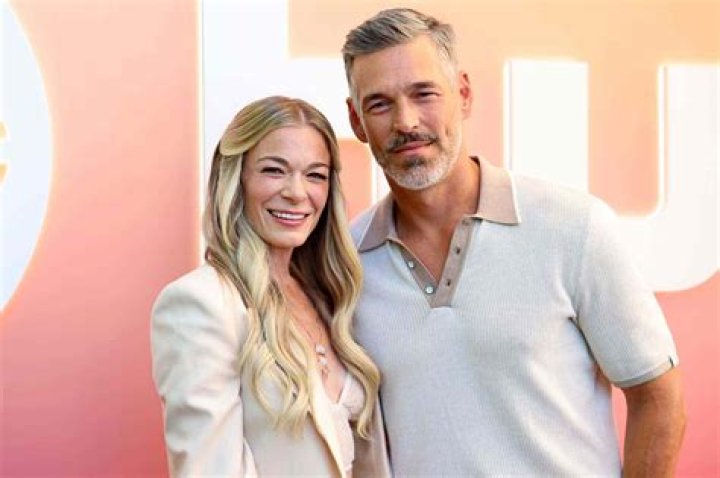 Who Did LeAnn Rimes Marry? A Deep Dive into Her Love Life